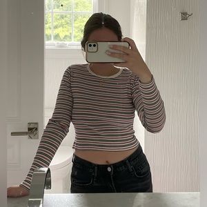 Cute brandy melville long sleeve top